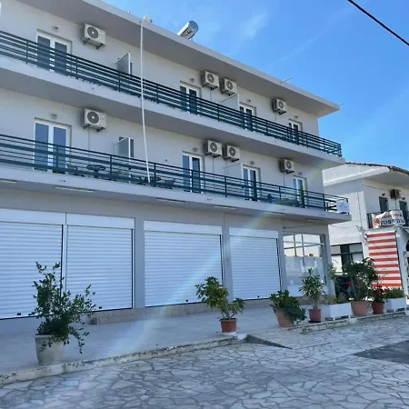 Fontana Ξενοδοχείο με διαμερίσματα *